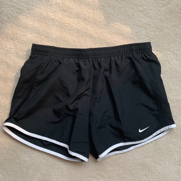 Nike Running Shorts - Picture 5 of 10
